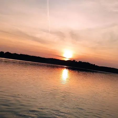 Domek Nad Jeziorem Mazury - Wrony, Gizycko *